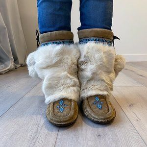 Moccasins White and Tan